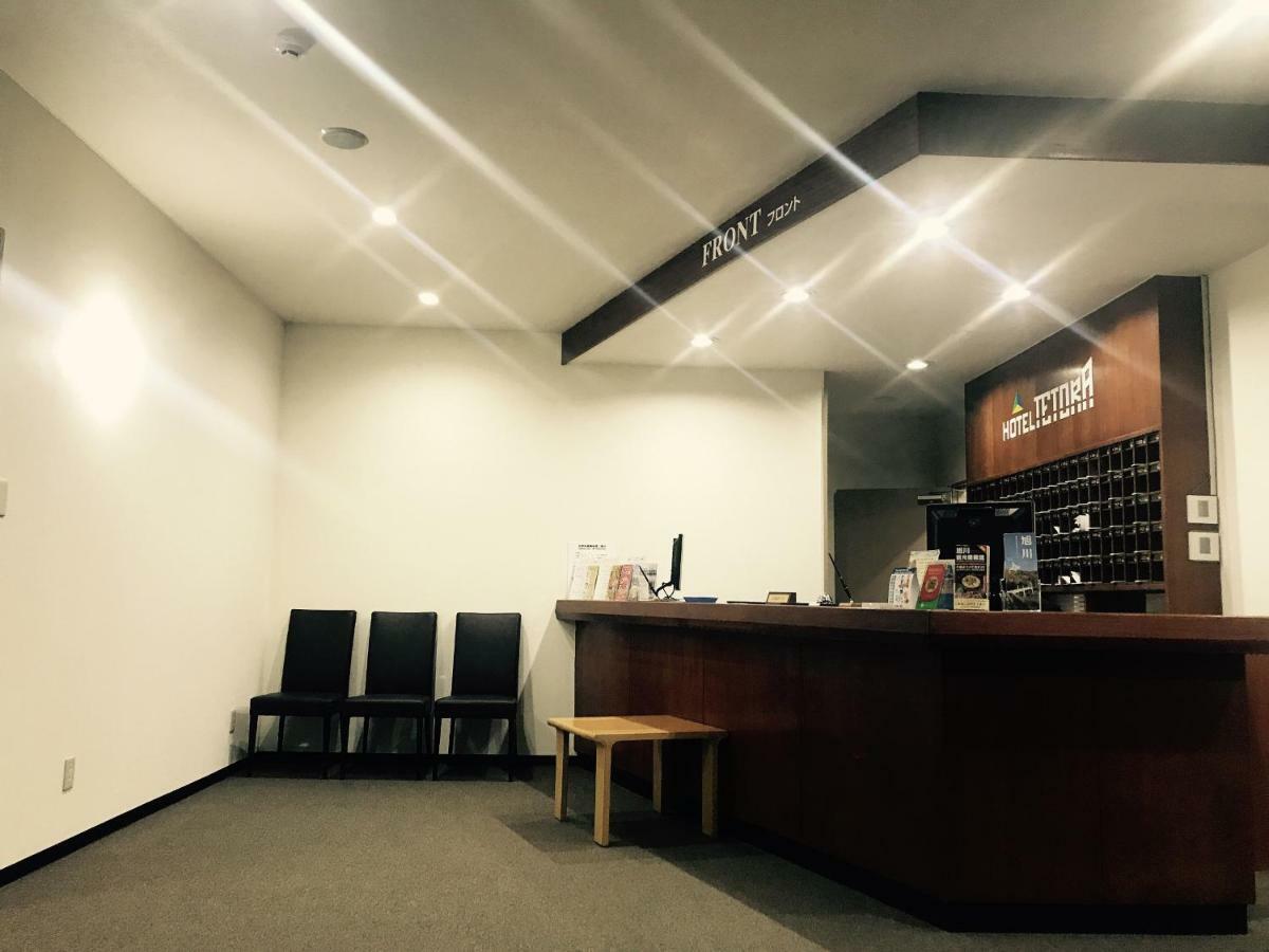 Hotel Tetora Asahikawa Station Bagian luar foto